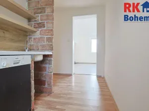 Prodej bytu 3+1, Pátek, 79 m2