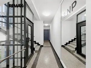 Pronájem bytu 2+kk, Praha - Žižkov, Jeseniova, 48 m2