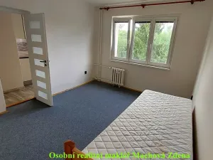 Pronájem bytu 2+1, Praha - Malešice, Káranská, 56 m2