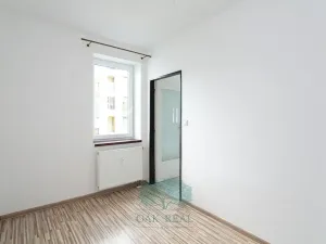 Prodej bytu 1+1, Praha - Holešovice, Na Maninách, 33 m2