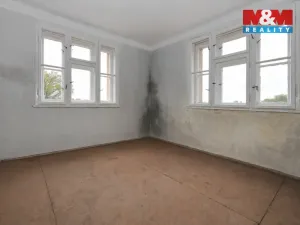 Prodej rodinného domu, Černovice, Táborská, 330 m2