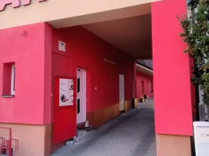 Pronájem obchodního prostoru, Kravaře, Opavská, 23 m2