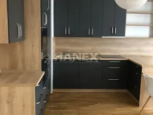 Pronájem bytu 2+kk, Praha - Hloubětín, Saarinenova, 61 m2
