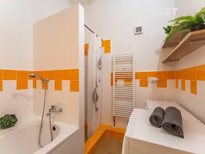 Pronájem bytu 2+kk, Štíty, nám. Míru, 58 m2