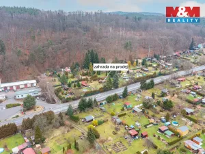 Prodej zahrady, Děčín, Kamenická, 698 m2