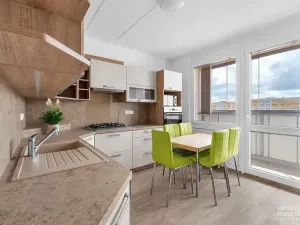 Pronájem bytu 3+1, Hradec Králové, Selicharova, 98 m2