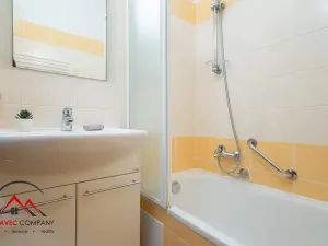 Pronájem bytu 2+1, Krnov, Tolstého, 56 m2