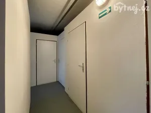 Pronájem bytu 3+kk, Olomouc - Nové Sady, Novosadský dvůr, 67 m2