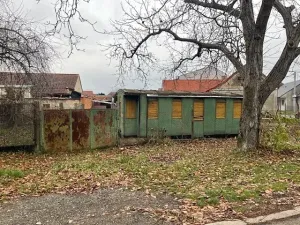 Prodej zahrady, Hrušky, 232 m2