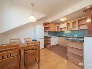 Pronájem bytu 2+kk, Praha - Vršovice, Bělocerkevská, 60 m2