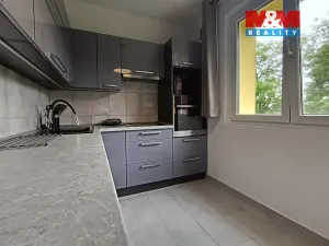 Prodej bytu 2+1, Karviná - Mizerov, Borovského, 51 m2