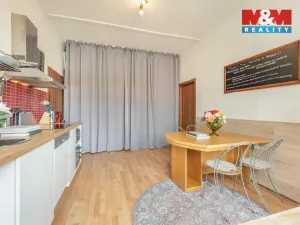 Prodej atypického bytu, Praha, Nuselská, 171 m2