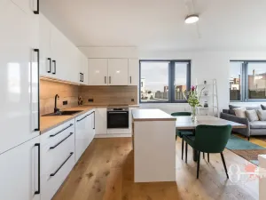 Prodej bytu 2+kk, Horoměřice, Karla IV., 55 m2