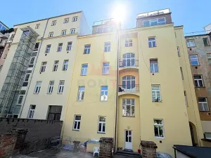 Prodej bytu 2+kk, Praha - Podolí, Nedvědovo náměstí, 69 m2