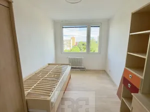 Pronájem bytu 3+kk, Kladno, Švýcarská, 76 m2