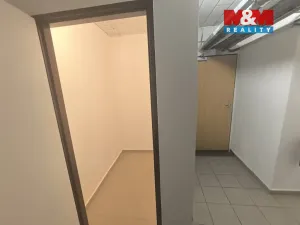 Pronájem bytu 1+1, Ústí nad Labem, Peškova, 37 m2