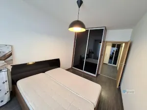Pronájem bytu 2+kk, Praha - Vysočany, Kabešova, 53 m2