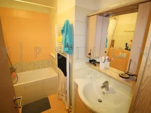 Pronájem bytu 3+kk, Praha - Dejvice, Krohova, 71 m2