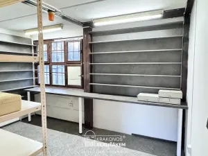 Pronájem obchodního prostoru, Kopřivnice, Obránců míru, 26 m2