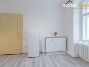 Pronájem bytu 2+1, Praha - Dejvice, Svatovítská, 75 m2