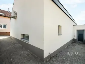 Prodej bytu 2+1, Brno, Kosatcová, 80 m2