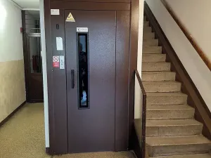 Pronájem bytu 2+1, Karlovy Vary, Krymská, 51 m2