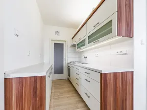 Pronájem bytu 3+1, Olomouc, Nešporova, 60 m2