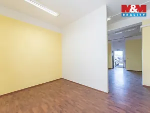 Pronájem obchodního prostoru, Praha - Horní Počernice, Náchodská, 121 m2