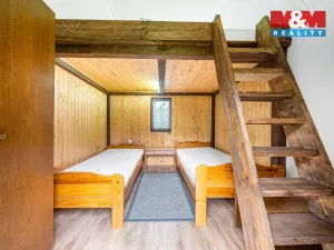 Prodej komerční nemovitosti, Nová Role - Mezirolí, 795 m2