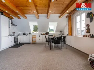 Prodej činžovního domu, Mařenice, 1190 m2