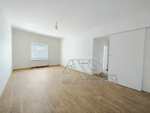 Pronájem bytu 2+kk, České Budějovice, 44 m2