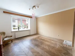 Prodej bytu 2+1, Kroměříž, Jiráskova, 63 m2