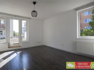 Pronájem bytu 2+kk, Praha, Janýrova, 58 m2