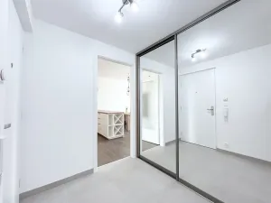 Pronájem bytu 3+kk, Praha, Počernická, 82 m2