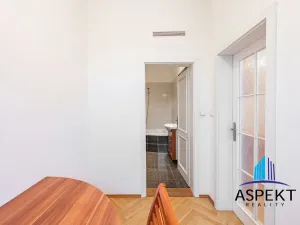 Pronájem bytu 2+kk, Praha - Bubeneč, Jugoslávských partyzánů, 64 m2