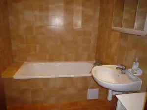 Pronájem bytu 1+1, Praha - Modřany, Krouzova, 44 m2