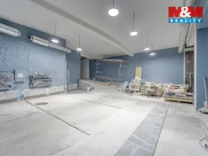 Prodej obchodního prostoru, Karlovy Vary, Foersterova, 952 m2