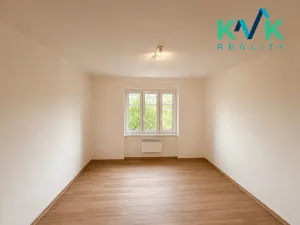 Pronájem bytu 3+1, Karlovy Vary, Dalovická, 64 m2