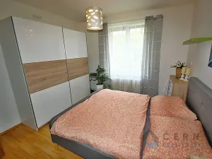 Pronájem bytu 2+1, Liberec, Slovenského národního povstání, 53 m2