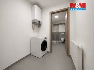 Pronájem bytu 3+1, Veltrusy, Douchova, 97 m2