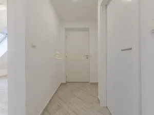 Pronájem bytu 2+kk, Olomouc, Husitská, 62 m2