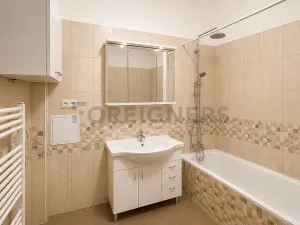 Pronájem bytu 2+1, Praha - Bubeneč, Šmeralova, 80 m2