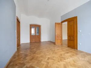 Prodej bytu 4+1, Dvůr Králové nad Labem, Čechova, 139 m2