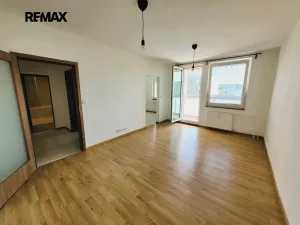 Pronájem bytu 2+1, Praha - Modřany, Plevenská, 52 m2