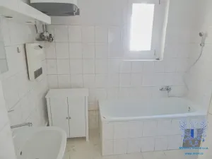 Pronájem kanceláře, Mělník, Legionářů, 105 m2