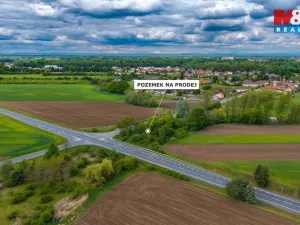 Prodej komerčního pozemku, Poděbrady - Kluk, 2811 m2