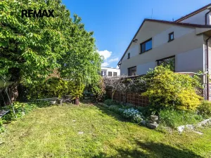 Prodej rodinného domu, Kamenice, Pražská, 166 m2