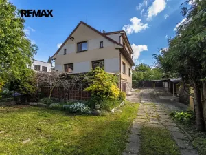 Prodej rodinného domu, Kamenice, Pražská, 166 m2