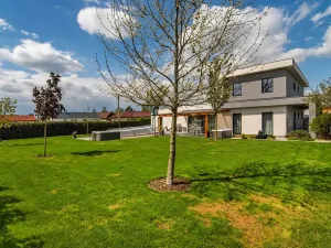 Prodej rodinného domu, Kostelní Lhota, 213 m2