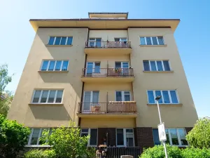 Pronájem bytu 2+kk, Praha - Nusle, Na Veselí, 50 m2
